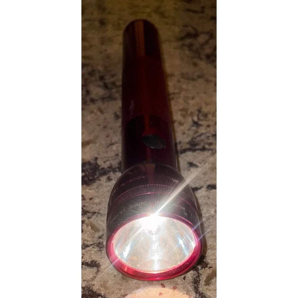 Vintage Maglite D Cell Flashlight Red Anodized Made in USA 12.5 inch WORKS
